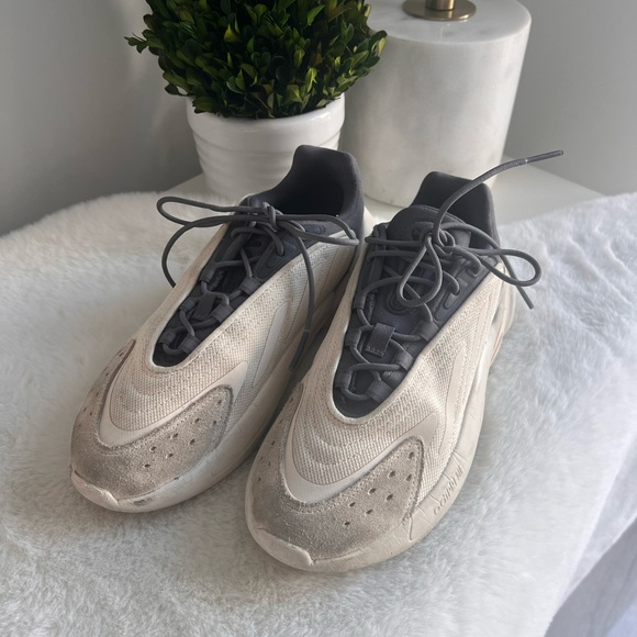 Kids Adidas Originals Ozelia Sneaker - Picture 5 of 16